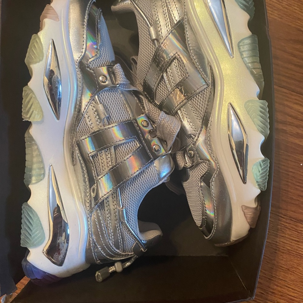 Kurt Geiger Silver Iridescent Women's Sneakers